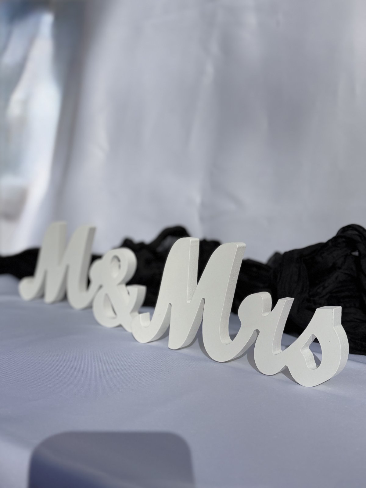 Mr & Mrs -koriste (kaunoteksti) 2